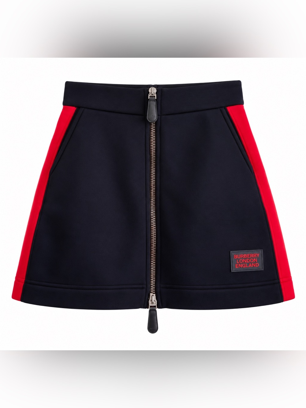 🚩steal. Burberry Navy and Red Front-Zip Women's Skort